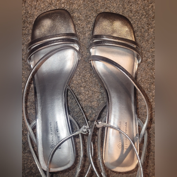 Call it Spring Zahira Silver Sandal size 11 - Picture 9 of 14